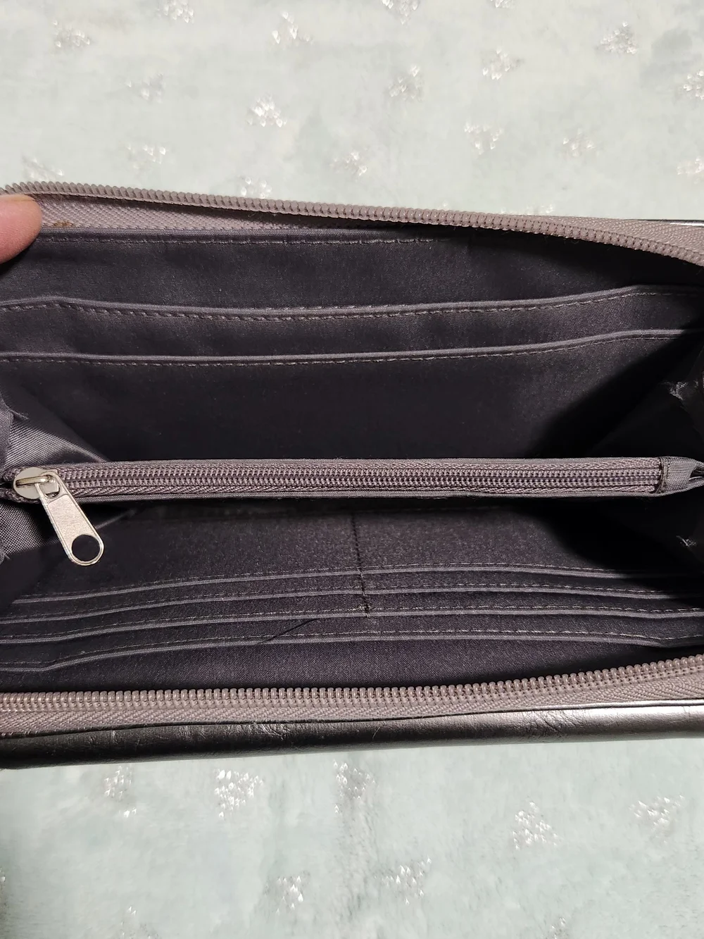 Kenneth Cole Reaction Long Wallet